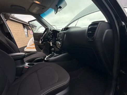 Used 2018 Kia Soul image 45