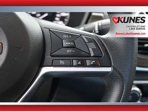 Used 2023 Nissan Altima 2.5 SV image 29