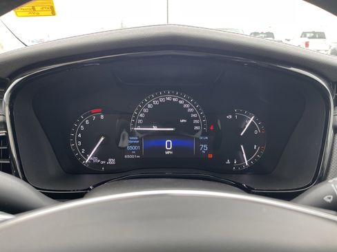 Used 2019 Cadillac XT5 Luxury image 17