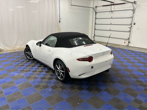 Used 2022 MAZDA MX-5 Miata Grand Touring image 9
