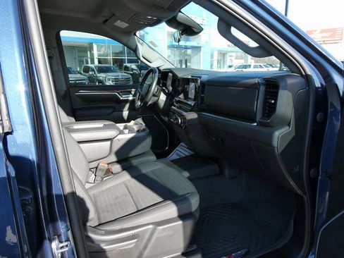 Certified 2022 Chevrolet Silverado 1500 RST image 15