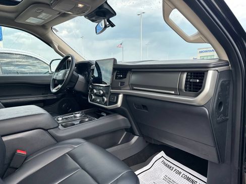 Used 2024 Ford Expedition Max XLT AWD/4WD image 41