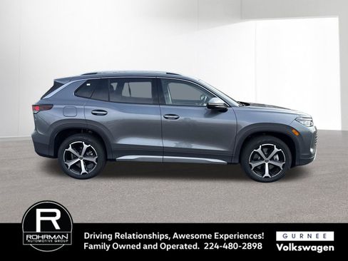 New 2026 Volkswagen Tiguan SE image 10