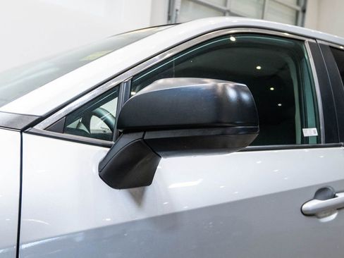 Used 2024 Toyota RAV4 LE AWD/4WD image 12