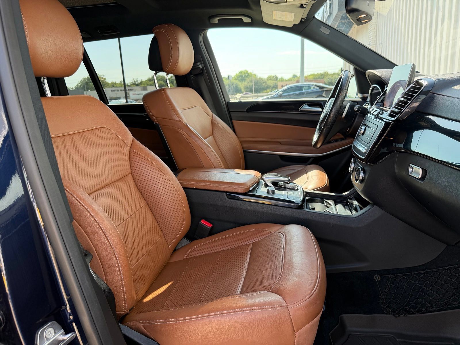 Used 2019 Mercedes-Benz GLS 550 4MATIC image 26