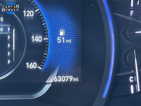 Used 2020 Hyundai Santa Fe SEL w/ Convenience + Premium Package image 11