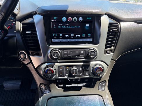 Used 2019 Chevrolet Tahoe Premier w/ RST Edition AWD/4WD image 23