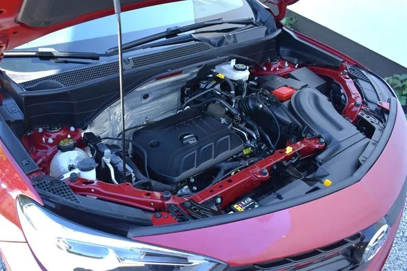 Used 2020 Buick Encore GX Essence w/ Experience Buick Package AWD/4WD image 32
