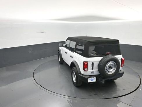 New 2026 Ford Bronco Base image 22