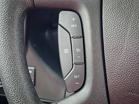 Used 2024 Chevrolet Express 2500 w/ Driver Convenience Package image 17