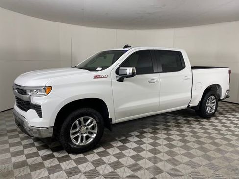 New 2024 Chevrolet Silverado 1500 LT w/ Z71 Off-Road Package image 13