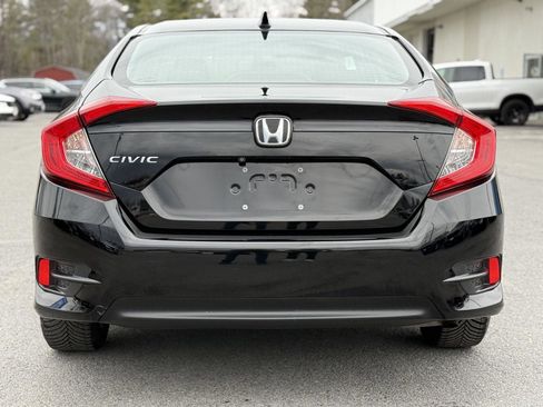 Used 2018 Honda Civic EX image 6