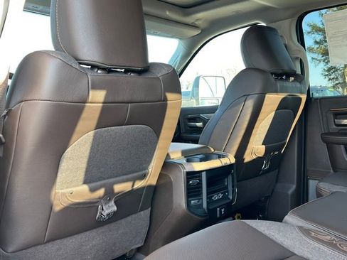 Used 2025 RAM 3500 Longhorn image 54