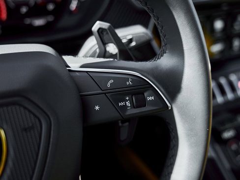 Used 2021 Lamborghini Urus image 59