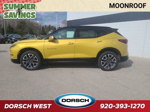 Used 2023 Chevrolet Blazer RS AWD/4WD image 3