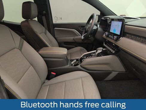 Used 2025 Chevrolet Colorado ZR2 w/ Technology Package image 17