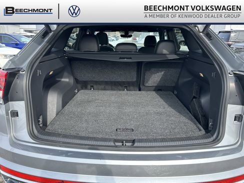 Used 2021 Volkswagen Atlas Cross Sport SEL R-Line image 27