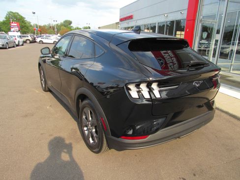 Used 2021 Ford Mustang Mach-E Select AWD/4WD image 10