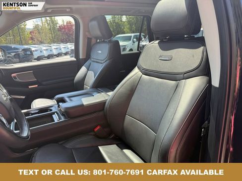 Used 2025 Ford Expedition Platinum AWD/4WD image 26