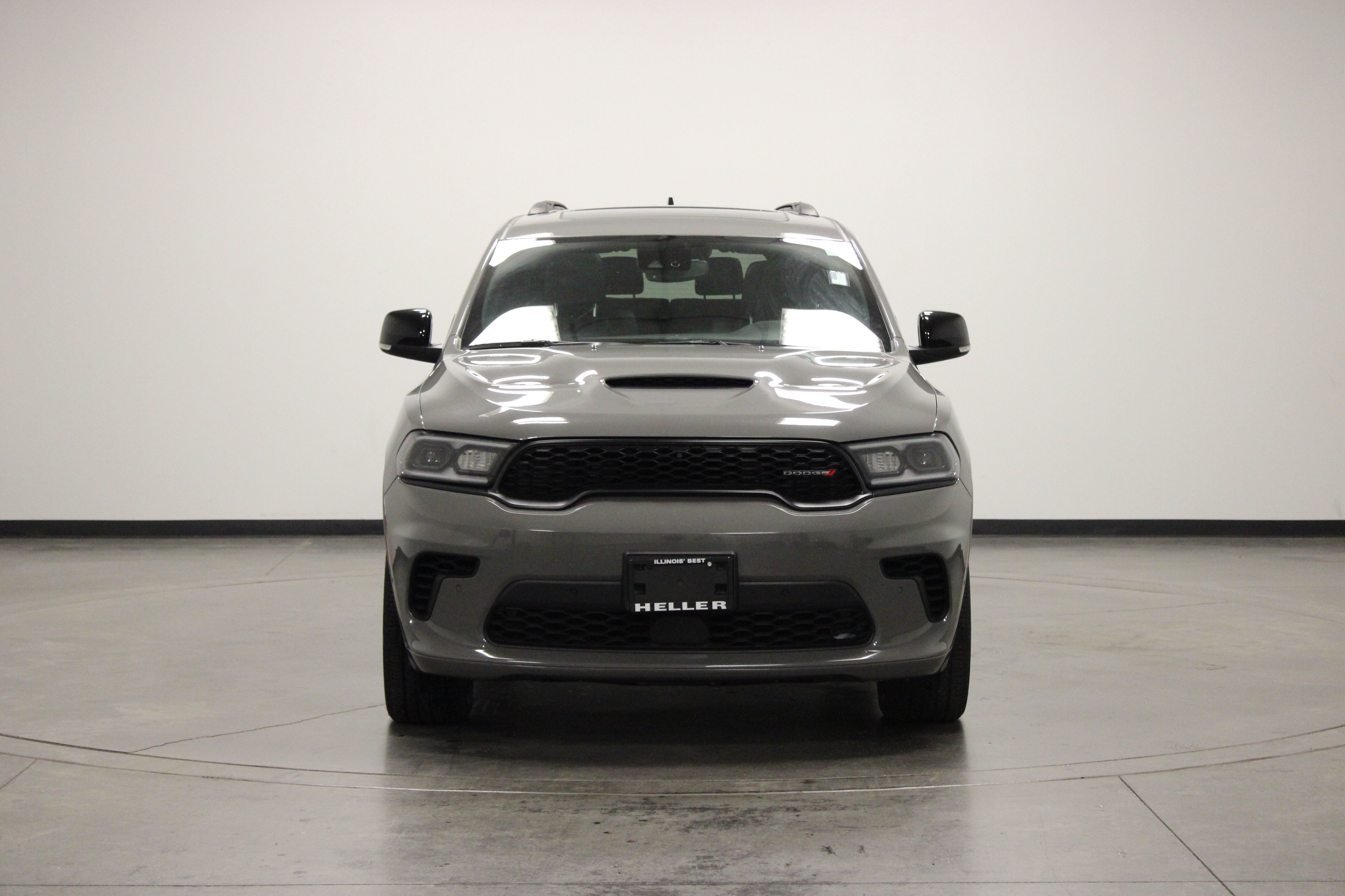 Used 2025 Dodge Durango R/T AWD/4WD image 3