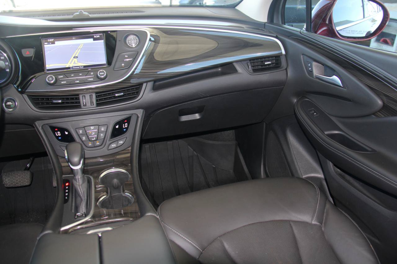 Used 2020 Buick Envision Essence w/ Experience Buick Package FWD image 11
