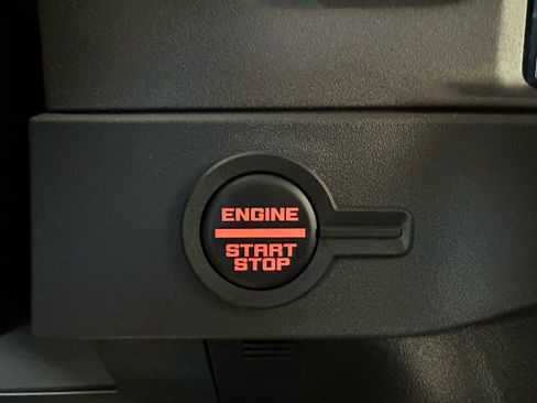 Used 2026 Ford Bronco Raptor AWD/4WD image 42