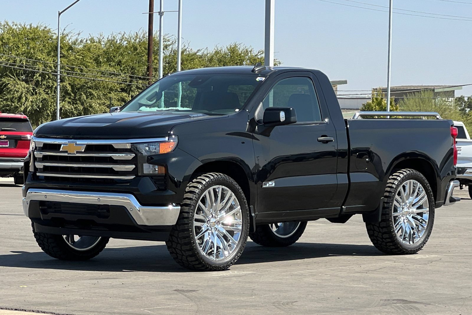 Used 2025 Chevrolet Silverado 1500 W/T w/ WT Safety Package AWD/4WD image 9