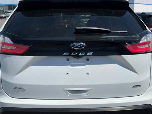 Used 2022 Ford Edge SEL image 19