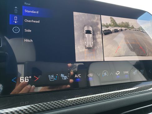 New 2026 Chevrolet Traverse High Country w/ LPO, Floor Liner Package image 40