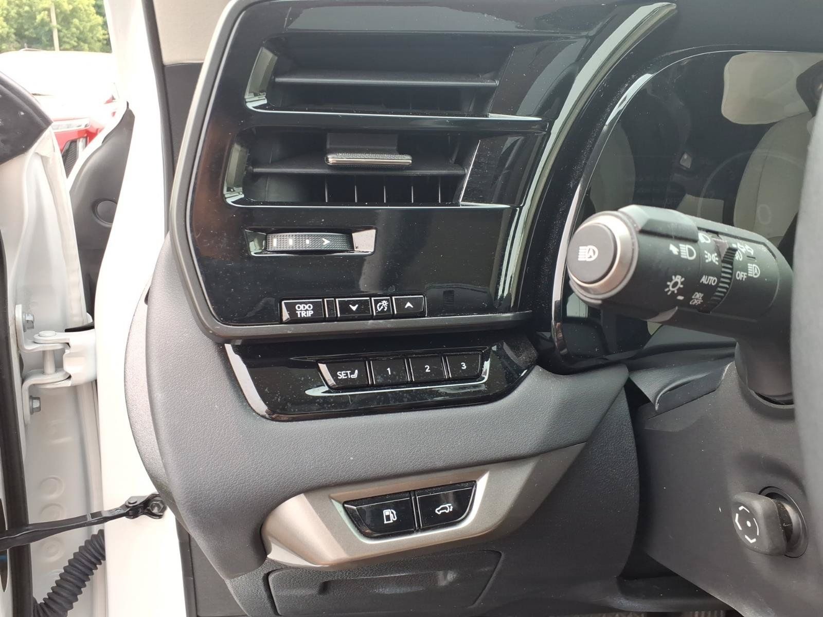 Used 2023 Lexus RX 350 Premium w/ Cold Area Package AWD/4WD image 20