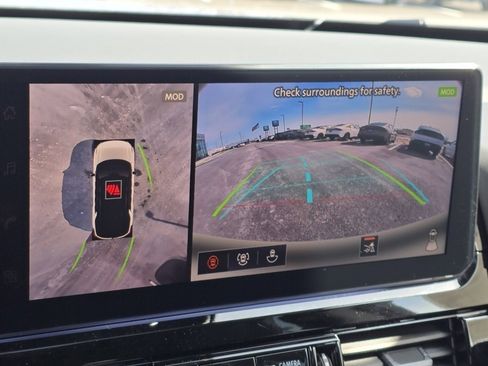 New 2026 Nissan Pathfinder SL image 6