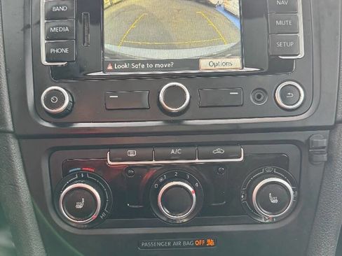 Used 2014 Volkswagen Jetta TDI image 17