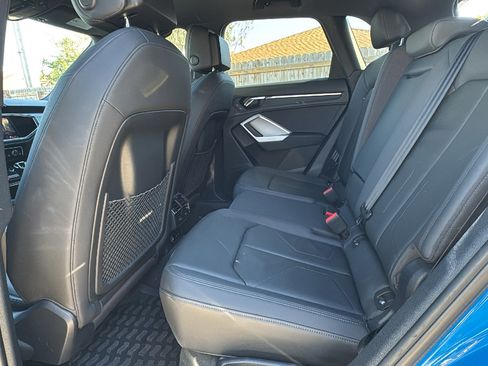 Used 2022 Audi Q3 2.0T Premium Plus image 15