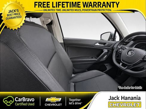 Used 2020 Volkswagen Tiguan SE FWD image 13