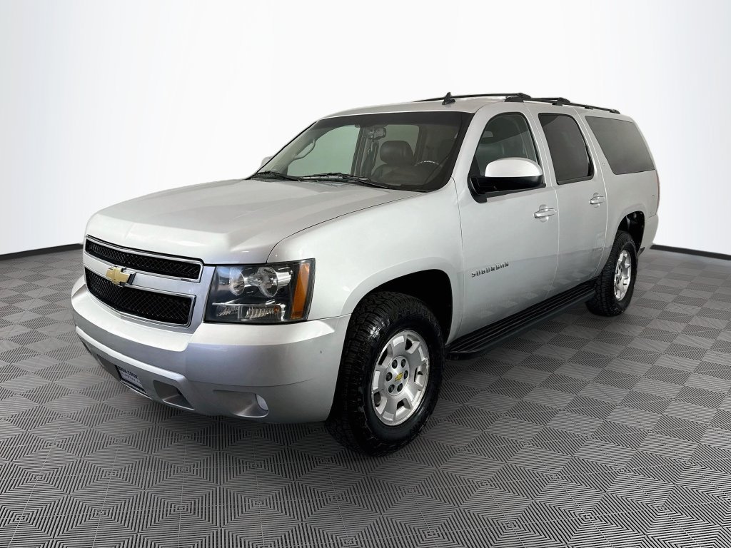 Used 2011 Chevrolet Suburban LT AWD/4WD image 3