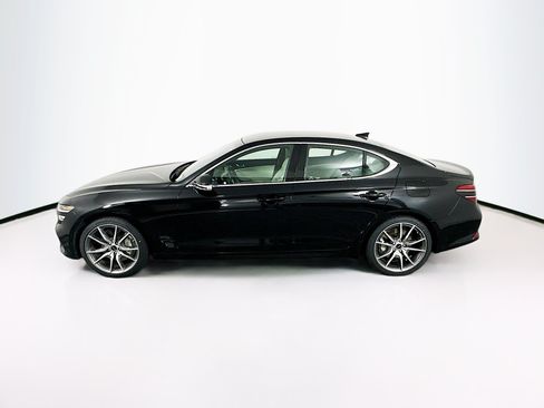 Used 2024 Genesis G70 2.5T RWD image 4