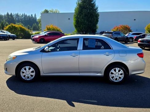 Used 2009 Toyota Corolla LE FWD image 4