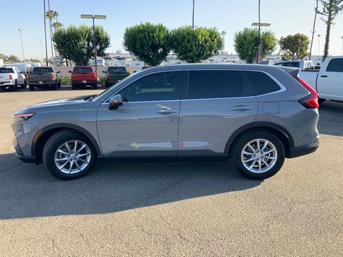 Used 2026 Honda CR-V EX image 3