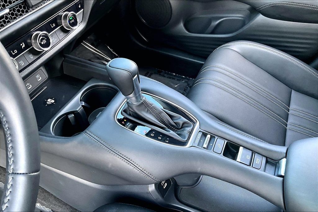 Certified 2026 Honda HR-V EX-L image 13