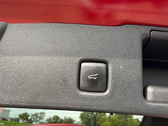 Used 2024 Ford Escape Platinum w/ Premium Technology Package AWD/4WD image 26