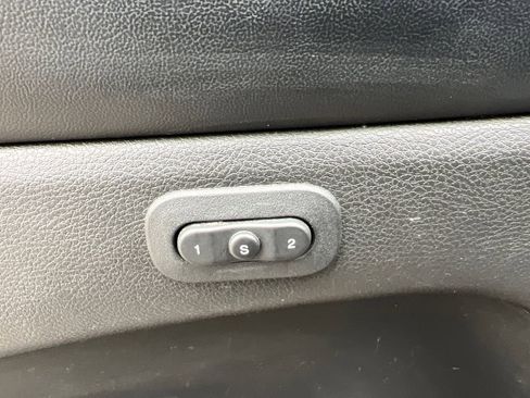 Used 2017 Jeep Grand Cherokee Limited w/ Luxury Group II image 13