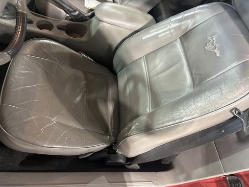 Used 2002 Ford Mustang V6 image 12