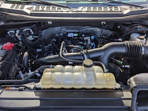 Used 2020 Ford F150 XLT w/ Equipment Group 302A Luxury AWD/4WD image 20