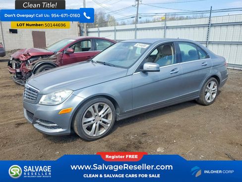 Used 2013 Mercedes-Benz C 250 Sedan image 1