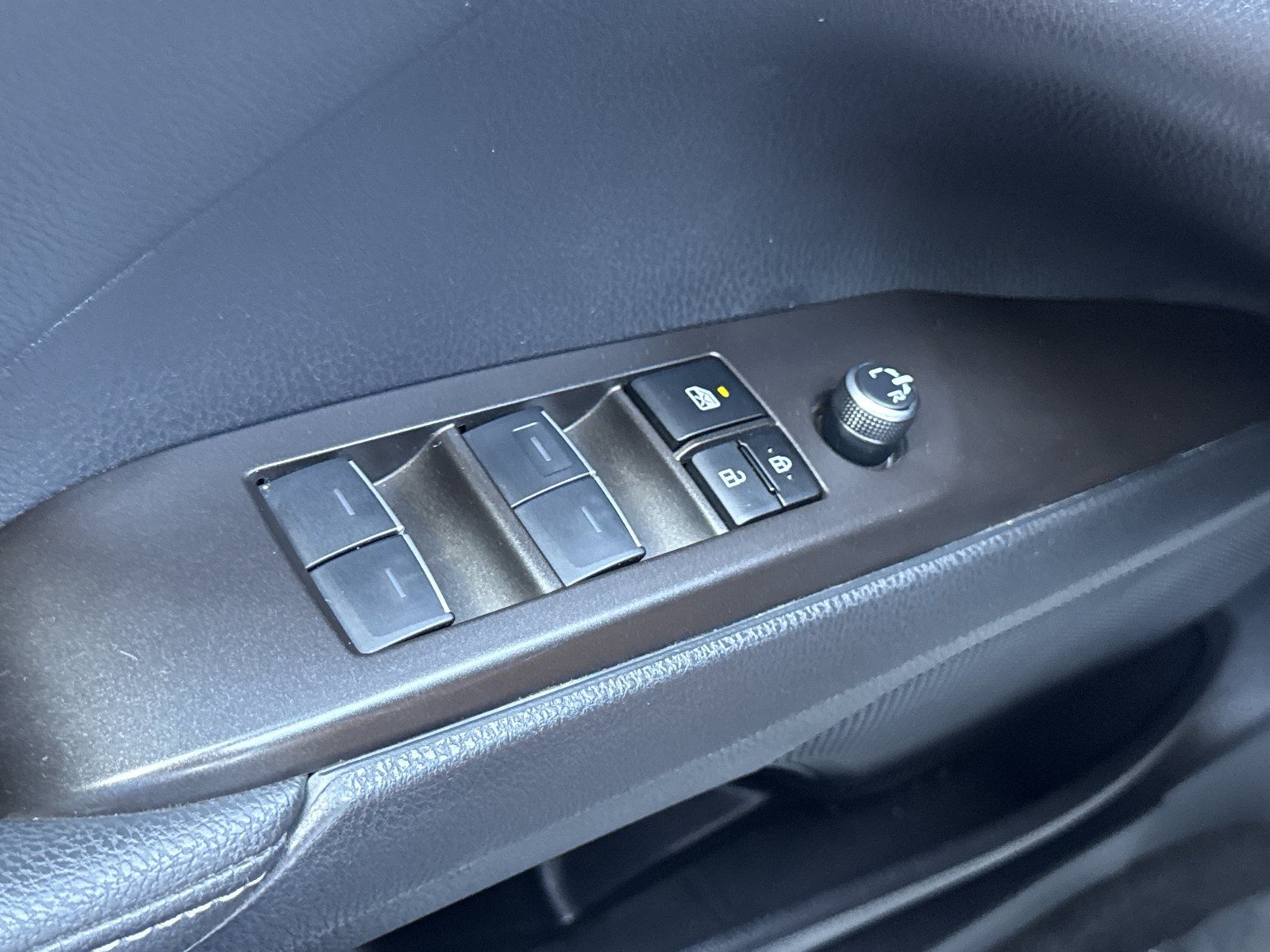 Used 2024 Toyota Camry XSE FWD image 16