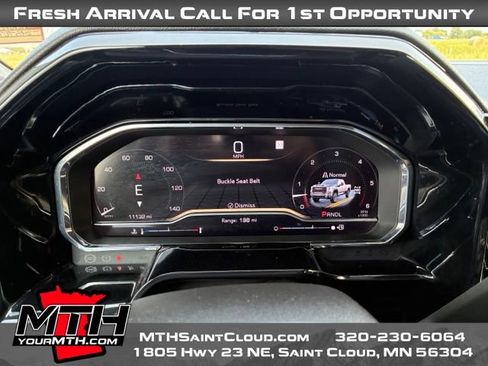 Used 2025 GMC Sierra 3500 SLE w/ SLE Convenience Package AWD/4WD image 13