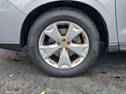 Used 2015 Subaru Forester 2.5i Limited w/ Popular Package #2 image 10