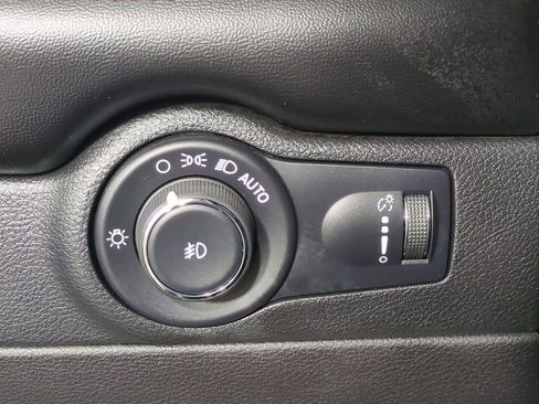 Used 2023 Dodge Durango R/T image 31