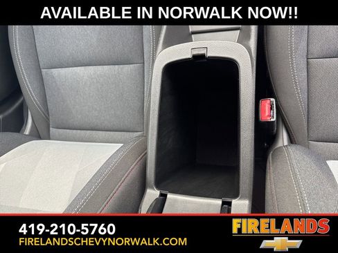 Used 2024 Chevrolet Trax RS image 22