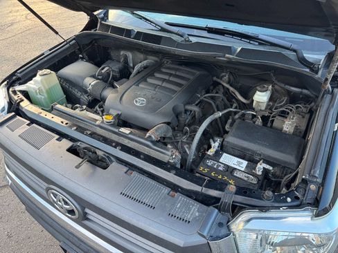 Used 2014 Toyota Tundra SR5 AWD/4WD image 22